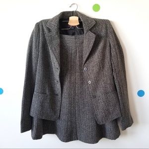 Denver Hayes Size XS blazer and skirt